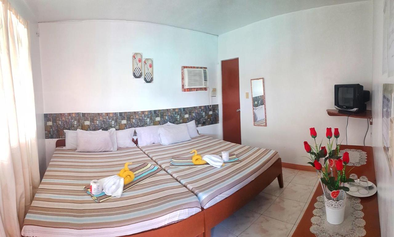 White Beach Guest House Puerto Galera Exterior photo
